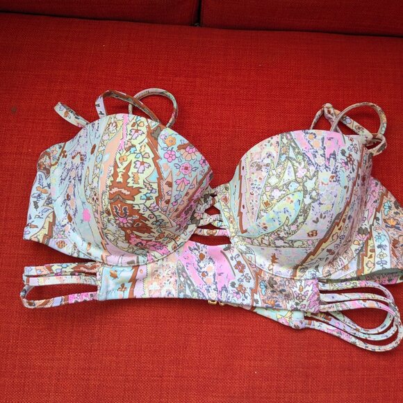 Victoria's secret boho swim top (36B) - Picture 1 of 6